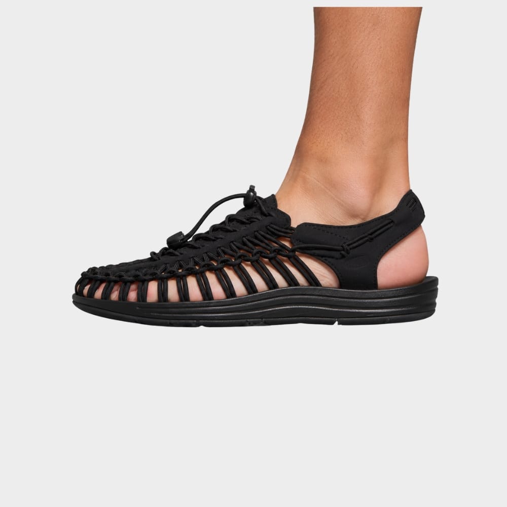 Cairnward-Outdoor mens woven walking sandals closed toe beach style